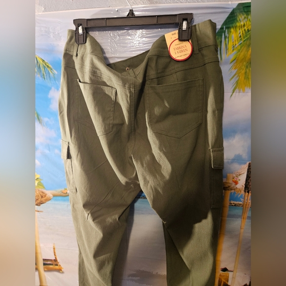Olive Green Cargo Pants - Picture 5 of 5